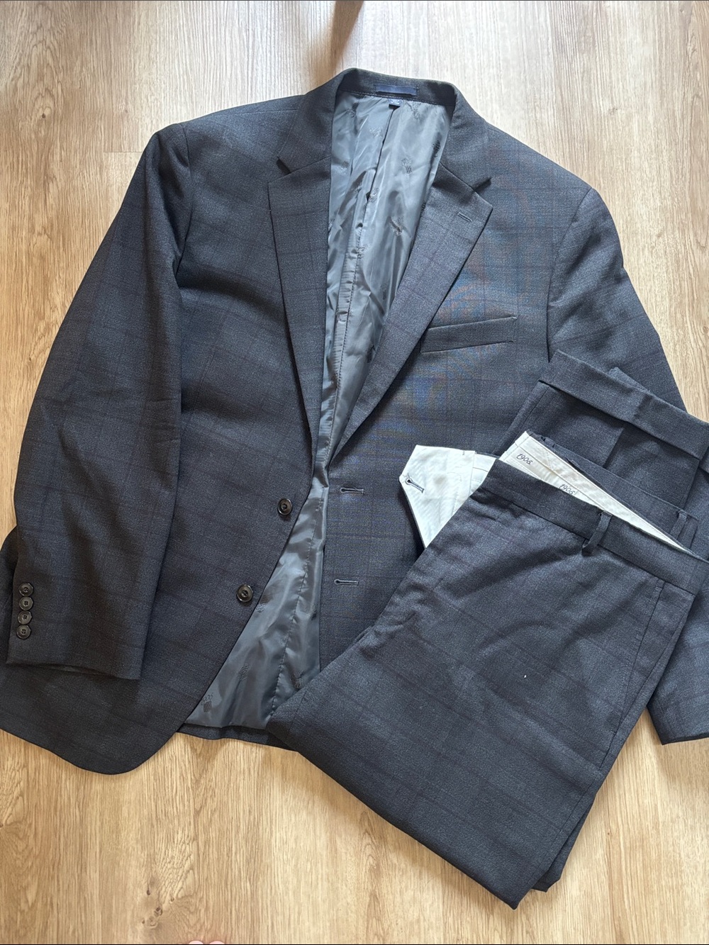 Jos. A. Bank Men's Charcoal Purple Windowpane Suit